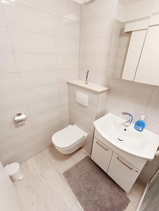 Apartment Glavaric أوميس المظهر الخارجي الصورة